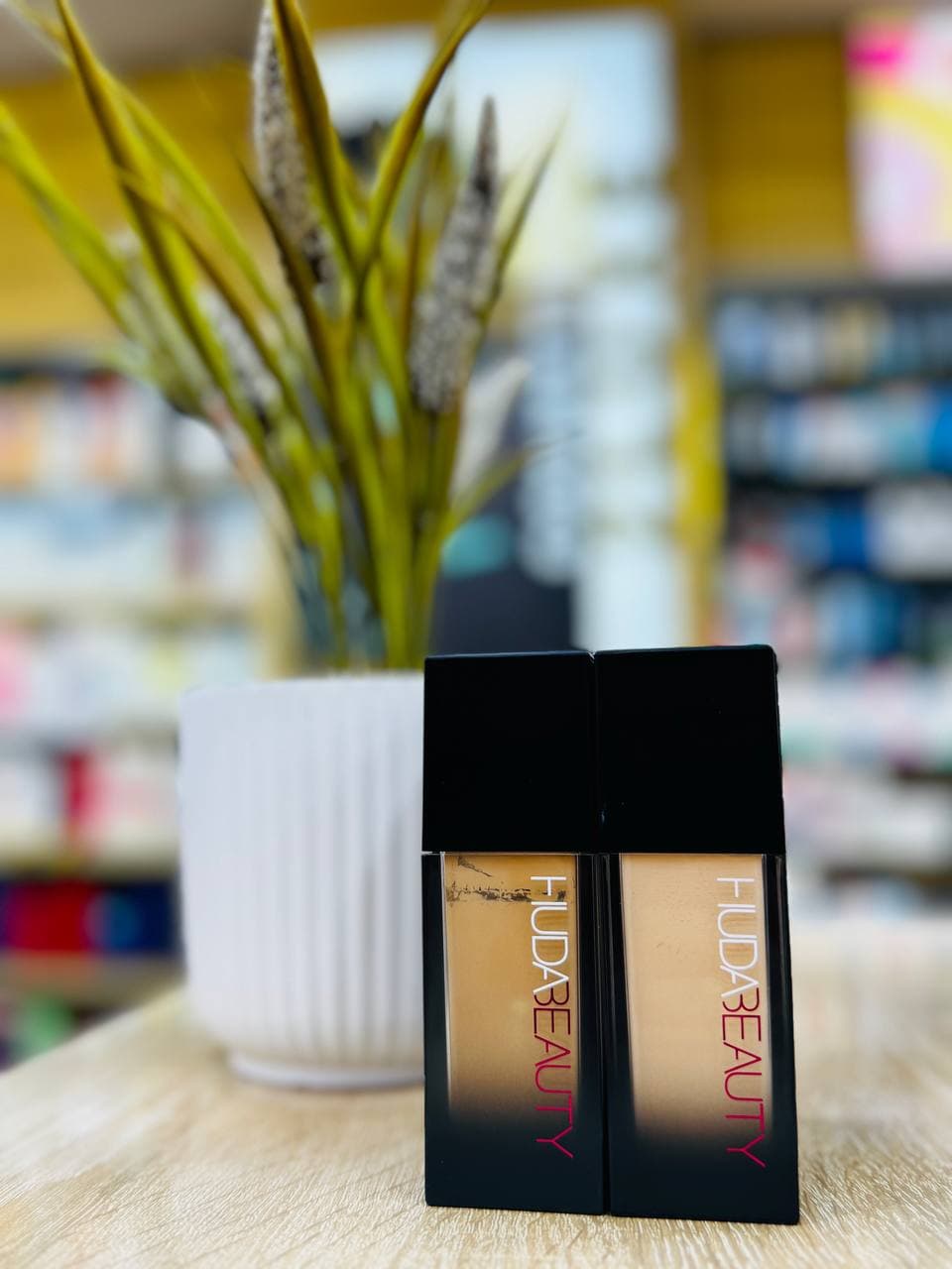 Huda Beauty FauxFilter Fond de Teint Liquide