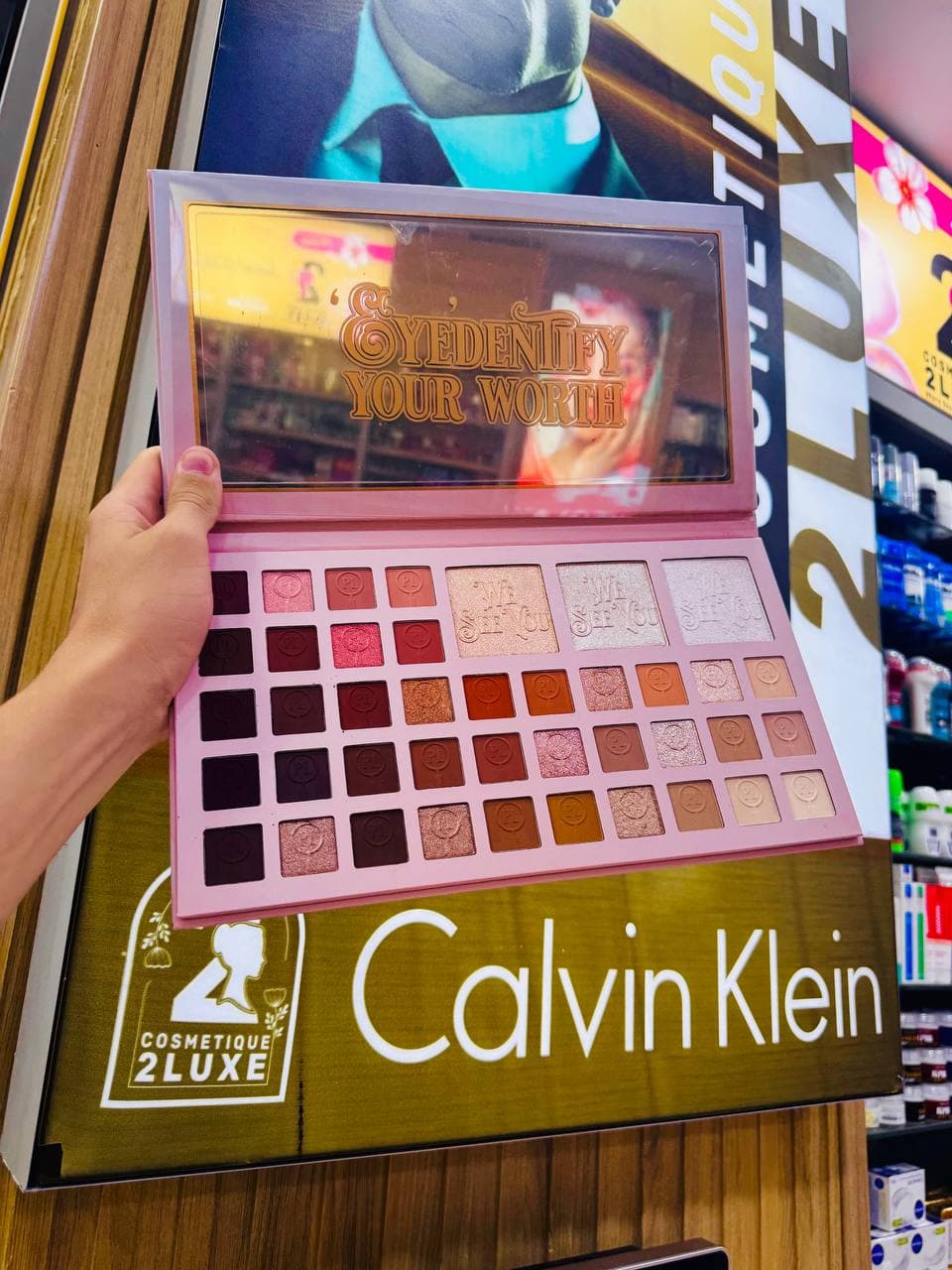 P.Louise Palette XL Eyeshadow & Teint Eyedentify Your Worth